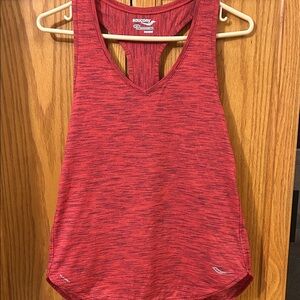 Saucony Women's Heathered Red Racerback Performance Tank